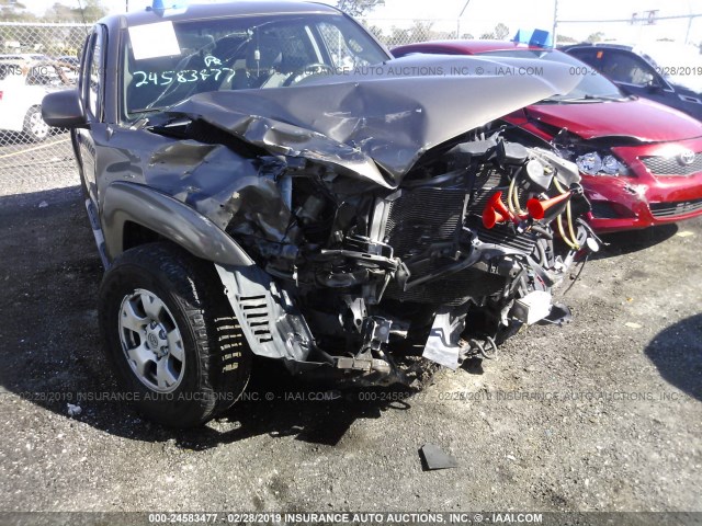 5TEJU4GN8AZ702361 - 2010 TOYOTA TACOMA DOUBLE CAB PRERUNNER GRAY photo 6