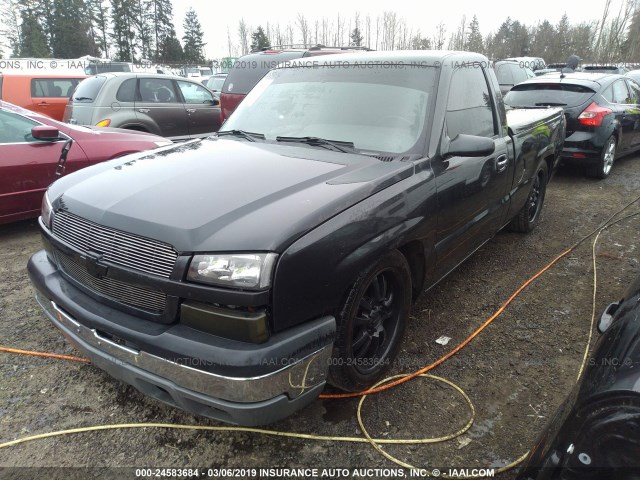 1GCEC14T25Z166742 - 2005 CHEVROLET SILVERADO C1500 GRAY photo 2