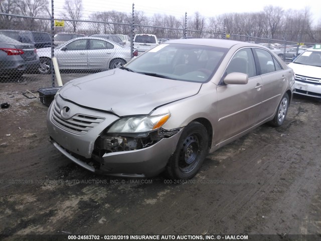 4T1BE46K79U295741 - 2009 TOYOTA CAMRY SE/LE/XLE GOLD photo 2