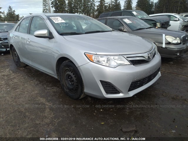 4T1BF1FK3EU420661 - 2014 TOYOTA CAMRY L/SE/LE/XLE 银色 照片 1