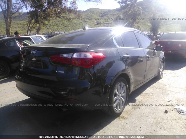 KNAFX4A86E5207243 - 2014 KIA FORTE EX BLACK photo 4