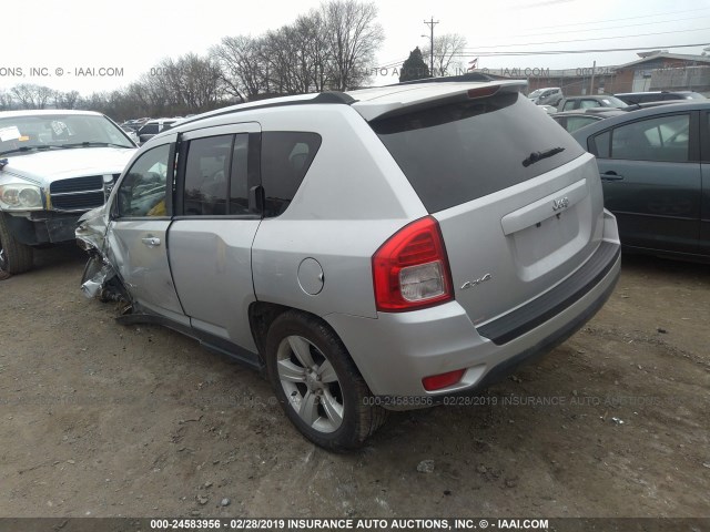 1C4NJDBB8CD562444 - 2012 JEEP COMPASS SPORT SILVER photo 3