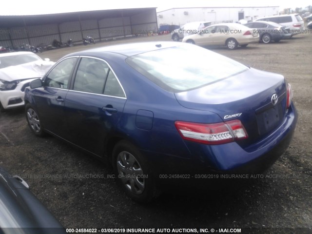 4T4BF3EK6AR019232 - 2010 TOYOTA CAMRY SE/LE/XLE BLUE photo 3