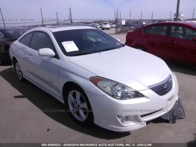 4T1CA38P54U010918 - 2004 TOYOTA CAMRY SOLARA SE/SLE WHITE photo 1