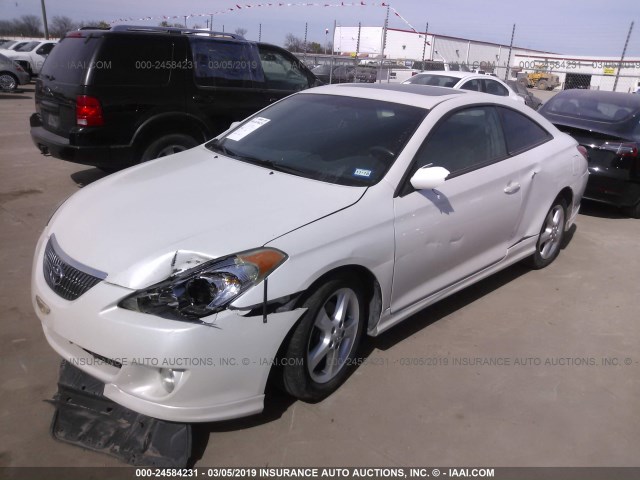 4T1CA38P54U010918 - 2004 TOYOTA CAMRY SOLARA SE/SLE WHITE photo 2