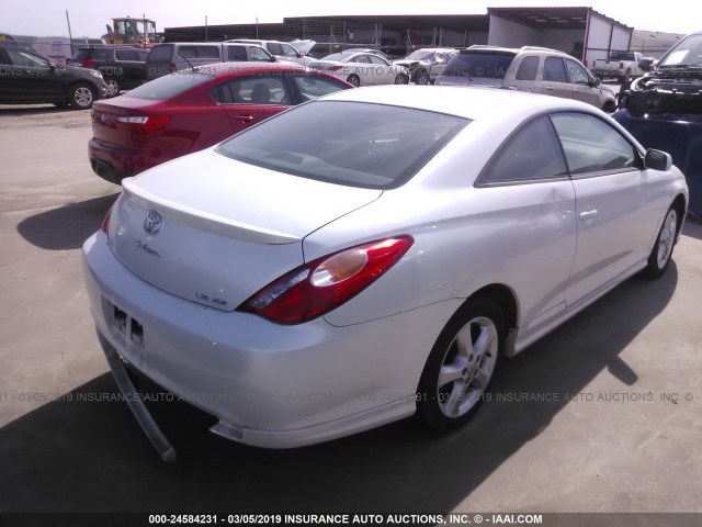 4T1CA38P54U010918 - 2004 TOYOTA CAMRY SOLARA SE/SLE WHITE photo 4