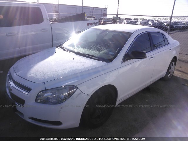 1G1ZB5EB8A4148229 - 2010 CHEVROLET MALIBU LS WHITE photo 2