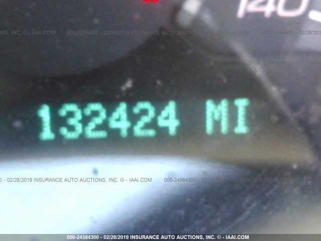 1G1ZB5EB8A4148229 - 2010 CHEVROLET MALIBU LS WHITE photo 7