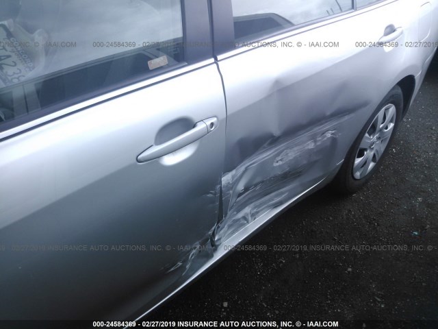 4T4BF3EKXBR176005 - 2011 TOYOTA CAMRY SE/LE/XLE 银色 照片 6