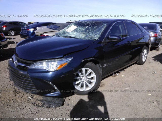 4T4BF1FK8GR566644 - 2016 TOYOTA CAMRY LE/XLE/SE/XSE 蓝色 照片 2