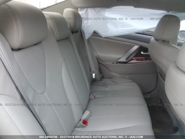 4T1BK3EK8AU112565 - 2010 TOYOTA CAMRY SE/LE/XLE GRAY photo 8