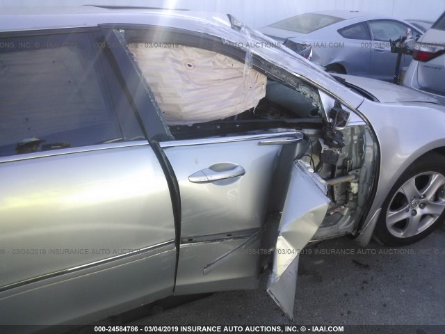 JH4KB16586C000880 - 2006 ACURA RL SILVER photo 6