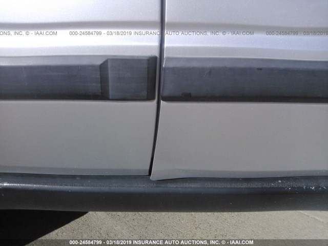 1J8HH48K87C666680 - 2007 JEEP COMMANDER SILVER photo 6