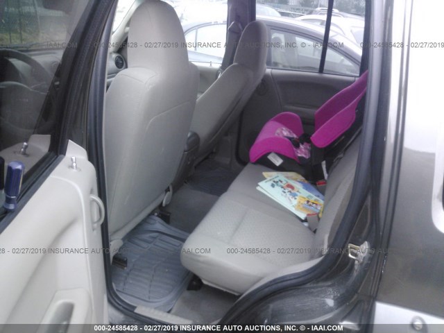 1J4GL38K55W593656 - 2005 JEEP LIBERTY RENEGADE GREEN photo 8