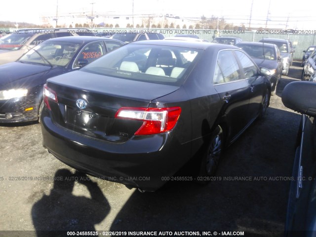 4T1BD1FKXEU137504 - 2014 TOYOTA CAMRY HYBRID/LE/XLE 黑色 照片 4