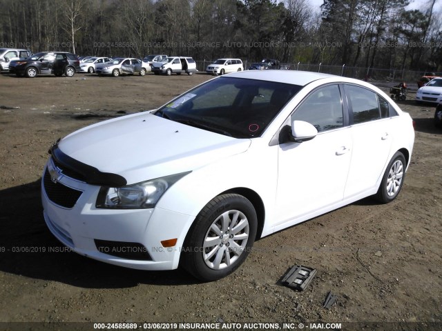 1G1PF5S90B7168827 - 2011 CHEVROLET CRUZE WHITE photo 2