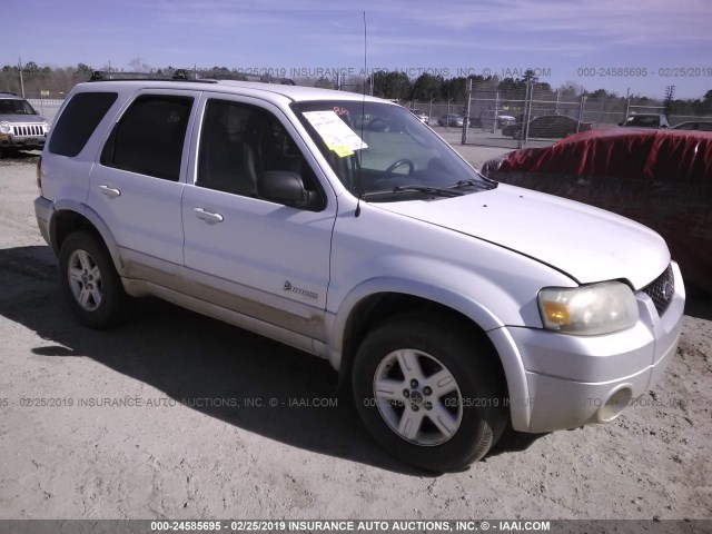 1FMCU95H76KA69538 - 2006 FORD ESCAPE WHITE photo 1