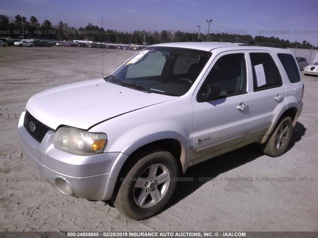 1FMCU95H76KA69538 - 2006 FORD ESCAPE WHITE photo 2