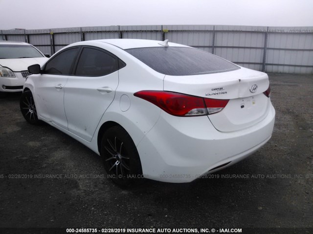 5NPDH4AE3DH324306 - 2013 HYUNDAI ELANTRA WHITE photo 3