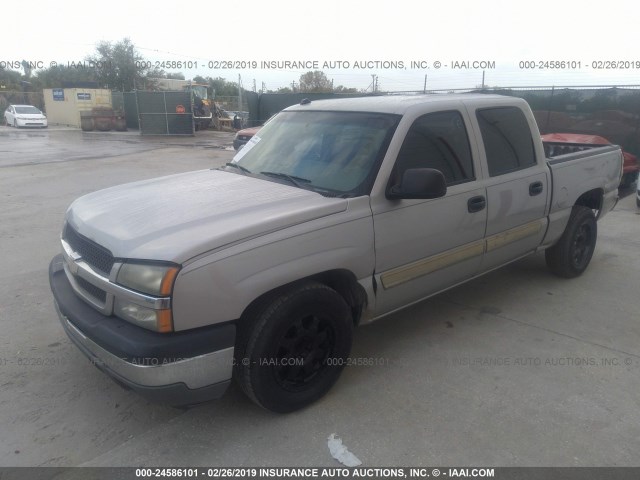 2GCEC13T451223078 - 2005 CHEVROLET SILVERADO C1500 GRAY photo 2