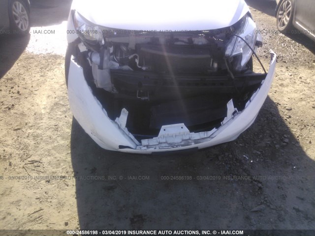 3N1CE2CP9GL374724 - 2016 NISSAN VERSA NOTE S/S PLUS/SV/SL/SR WHITE photo 6