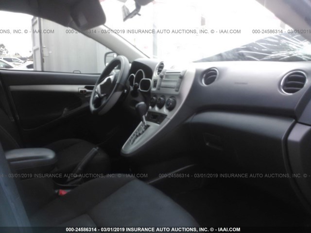 2T1KU4EE7AC534113 - 2010 TOYOTA COROLLA MATRIX  BLACK photo 5