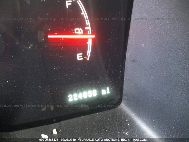 5LMFU28R24LJ26709 - 2004 LINCOLN NAVIGATOR BEIGE photo 7