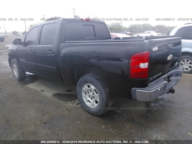 3GCEC13J98G225273 - 2008 CHEVROLET SILVERADO C1500 BLACK photo 3