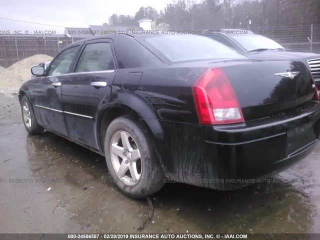 2C3LA43R87H739249 - 2007 CHRYSLER 300 BLACK photo 3