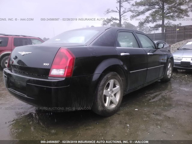 2C3LA43R87H739249 - 2007 CHRYSLER 300 BLACK photo 4