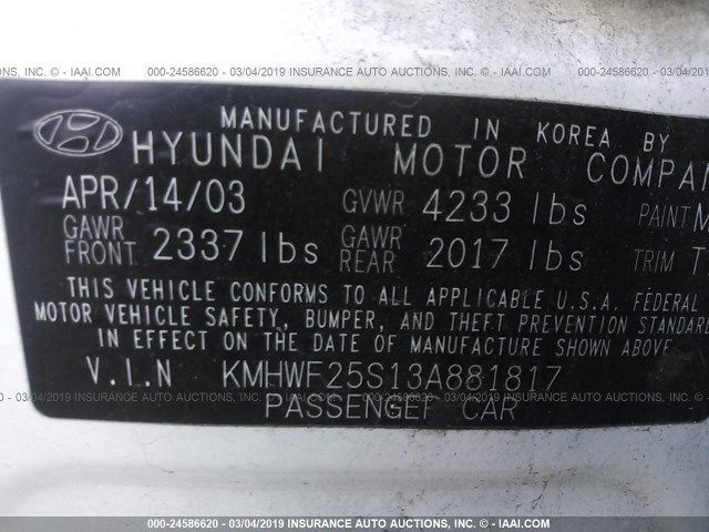 KMHWF25S13A881817 - 2003 HYUNDAI SONATA GL WHITE photo 9