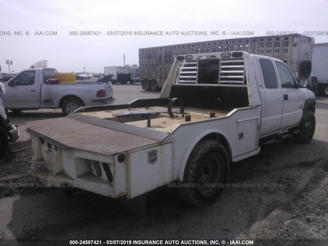 1GBJK39141F207117 - 2001 CHEVROLET SILVERADO K3500 WHITE photo 4