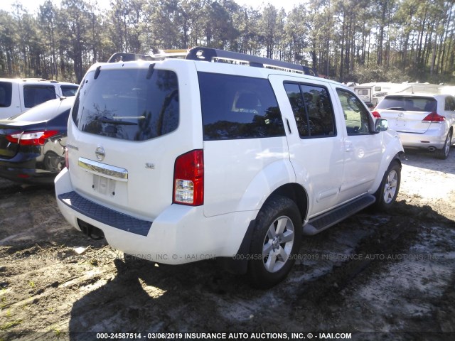 5N1AR18BX8C652958 - 2008 NISSAN PATHFINDER S/LE/SE WHITE photo 4