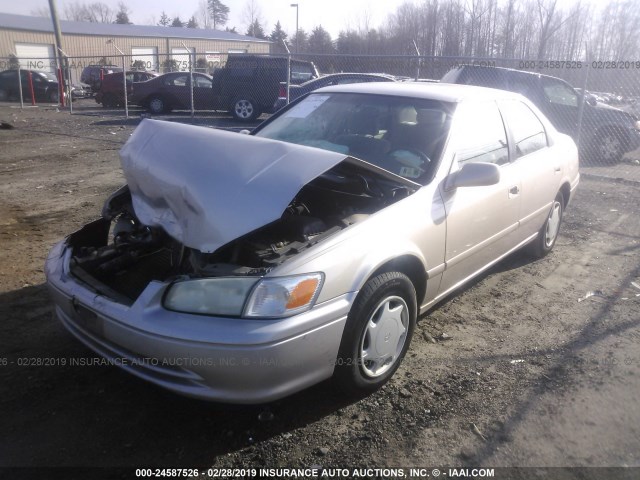 4T1BG22K7YU672314 - 2000 TOYOTA CAMRY CE/LE/XLE BEIGE photo 2