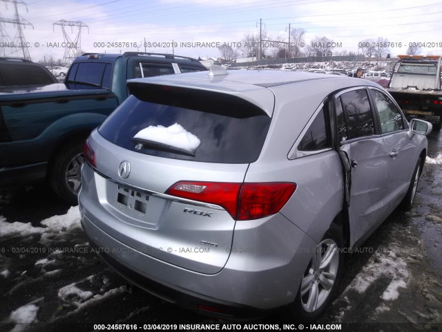 5J8TB4H5XDL024228 - 2013 ACURA RDX TECHNOLOGY SILVER photo 4