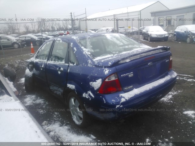 1FAFP34N85W122547 - 2005 FORD FOCUS ZX4 BLUE photo 3