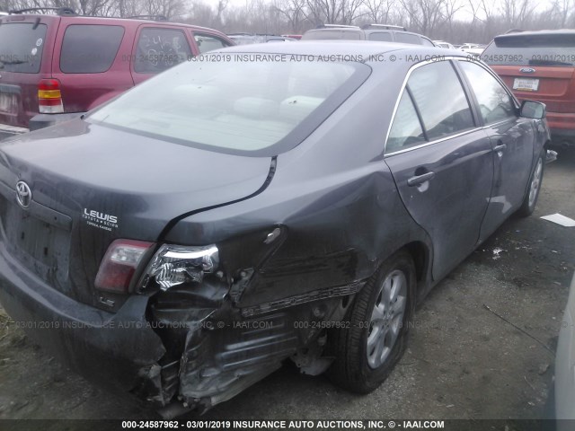 JTNBE46K973074712 - 2007 TOYOTA CAMRY NEW GENERAT CE/LE/XLE/SE GRAY photo 4