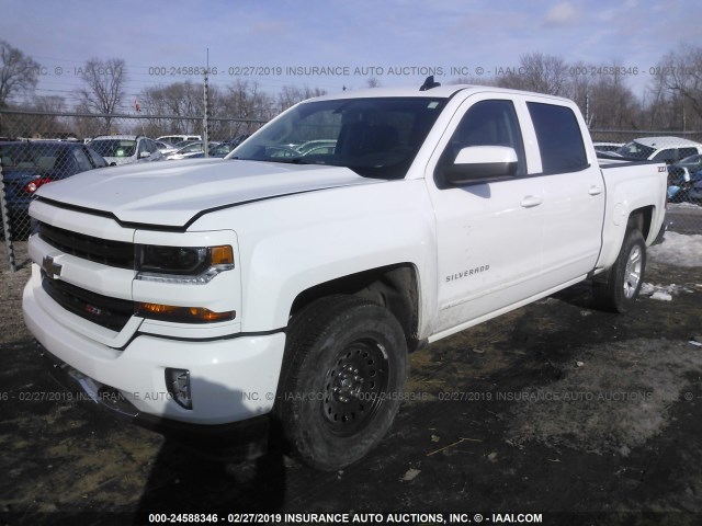 3GCUKREC7JG468517 - 2018 CHEVROLET SILVERADO K1500 LT WHITE photo 2