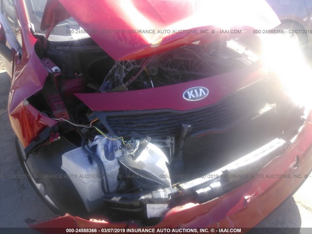 KNADM4A30E6387656 - 2014 KIA RIO LX RED photo 6