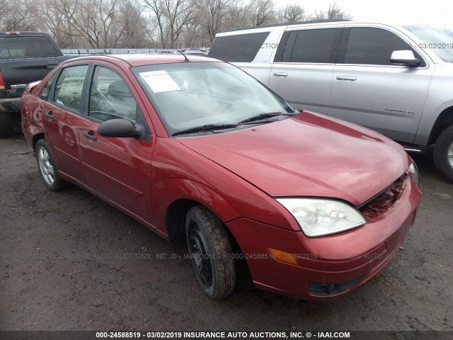 1FAHP34N05W282740 - 2005 FORD FOCUS ZX4 RED photo 1