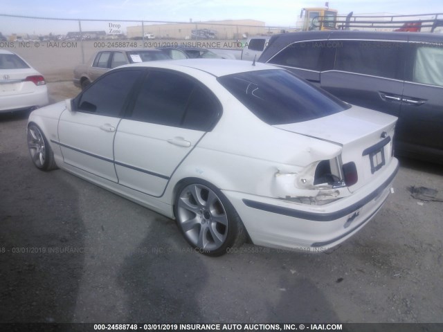 WBAAM334XYFP73055 - 2000 BMW 323 I WHITE photo 3