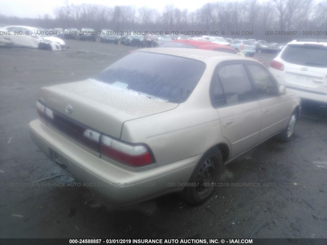 1NXBB02E8VZ600286 - 1997 TOYOTA COROLLA DX GOLD photo 4