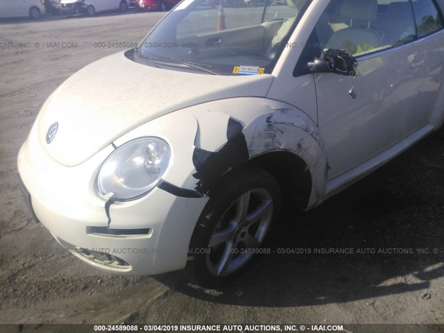 3VWPF31Y38M415645 - 2008 VOLKSWAGEN NEW BEETLE CONVERTIBLE S WHITE photo 6