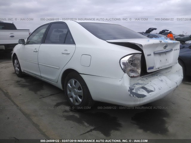 4T1BE32K83U235362 - 2003 TOYOTA CAMRY LE/XLE/SE WHITE photo 3