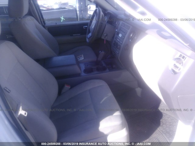 1FMFU16597LA43327 - 2007 FORD EXPEDITION XLT WHITE photo 5