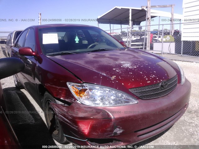 4T1BE32K32U063434 - 2002 TOYOTA CAMRY LE/XLE/SE RED photo 1