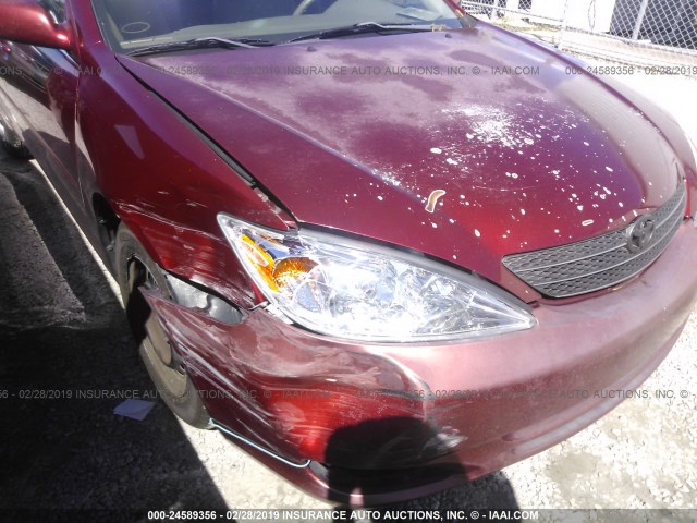 4T1BE32K32U063434 - 2002 TOYOTA CAMRY LE/XLE/SE RED photo 6