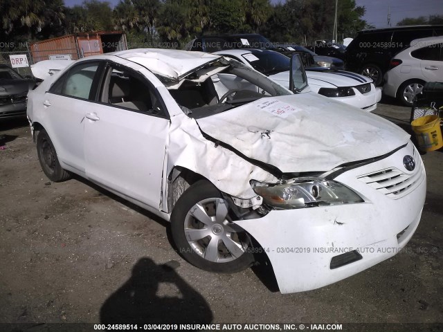 4T1BE46K77U689639 - 2007 TOYOTA CAMRY NEW GENERAT CE/LE/XLE/SE WHITE photo 1