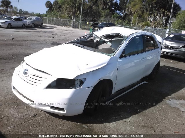 4T1BE46K77U689639 - 2007 TOYOTA CAMRY NEW GENERAT CE/LE/XLE/SE WHITE photo 2