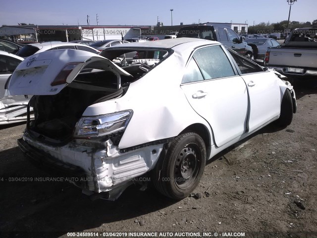 4T1BE46K77U689639 - 2007 TOYOTA CAMRY NEW GENERAT CE/LE/XLE/SE WHITE photo 4
